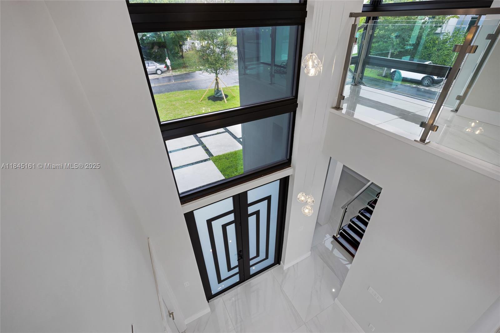 MACARTHUR PARK - Residential