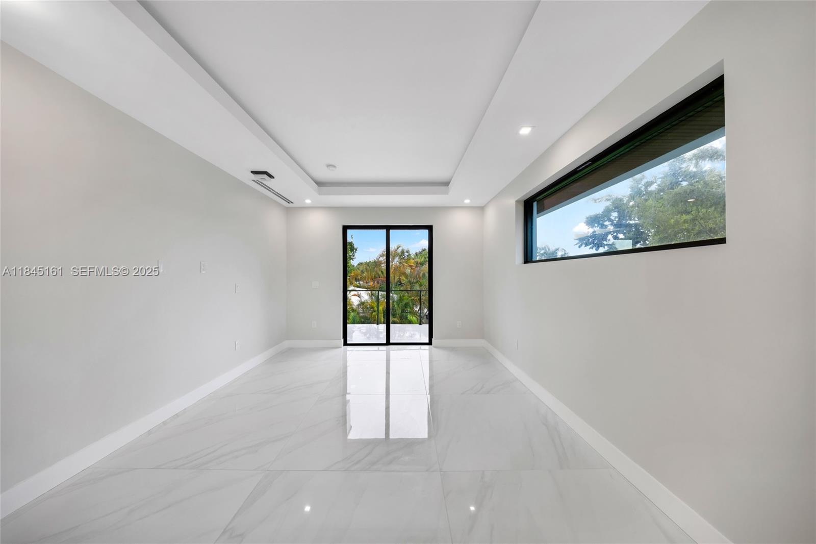 MACARTHUR PARK - Residential