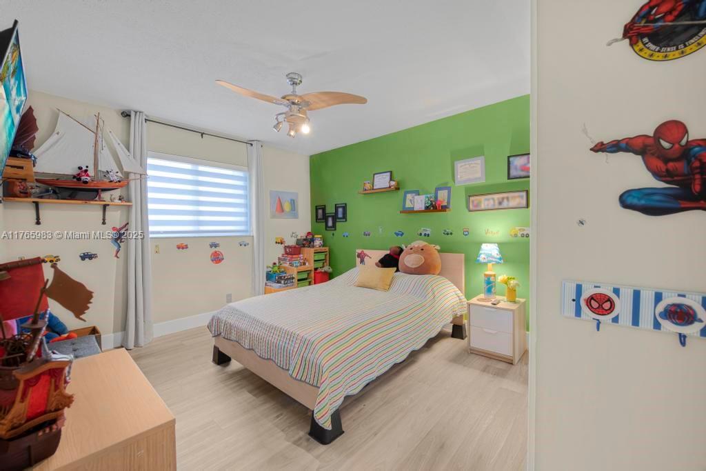 PALM SPRINGS LAKES 3RD AD - Residential