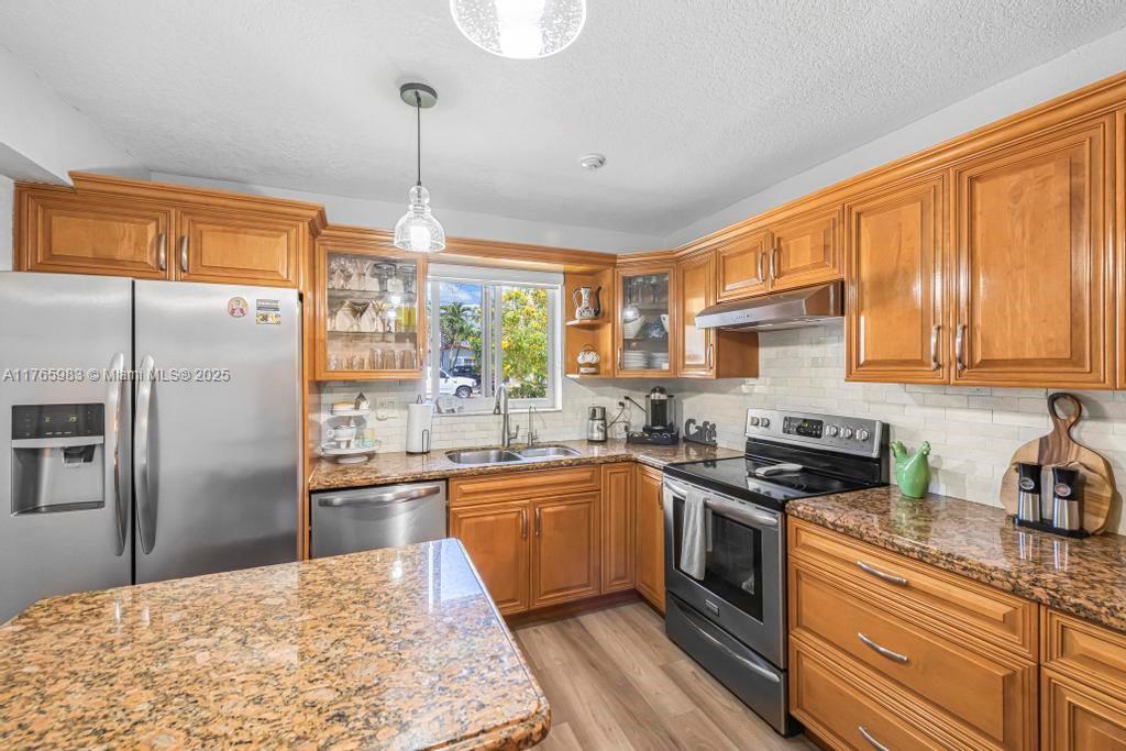 PALM SPRINGS LAKES 3RD AD - Residential