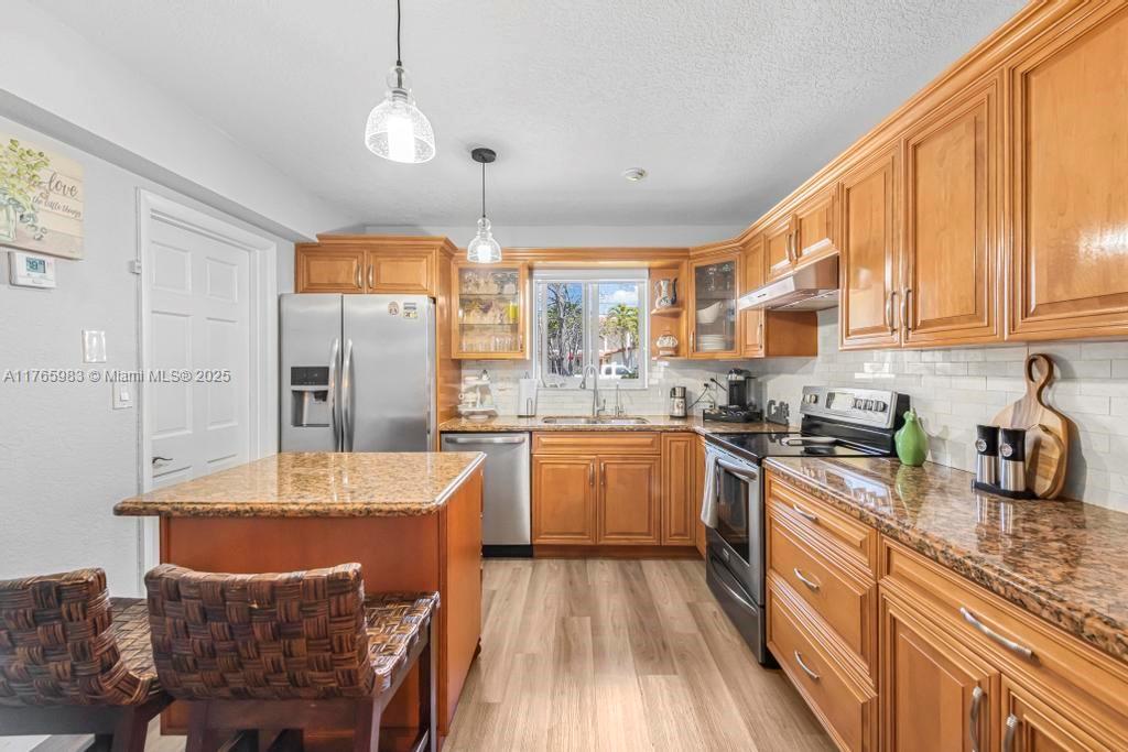 PALM SPRINGS LAKES 3RD AD - Residential