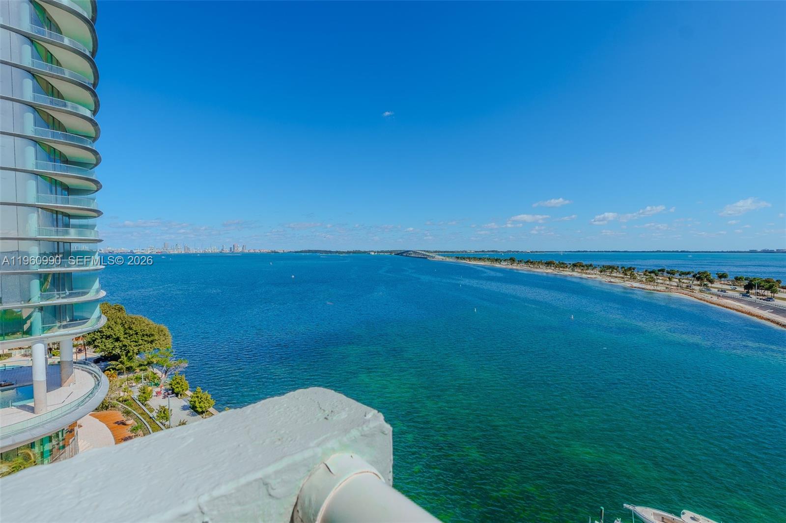 BRICKELL BISCAYNE CONDO - Residential Lease