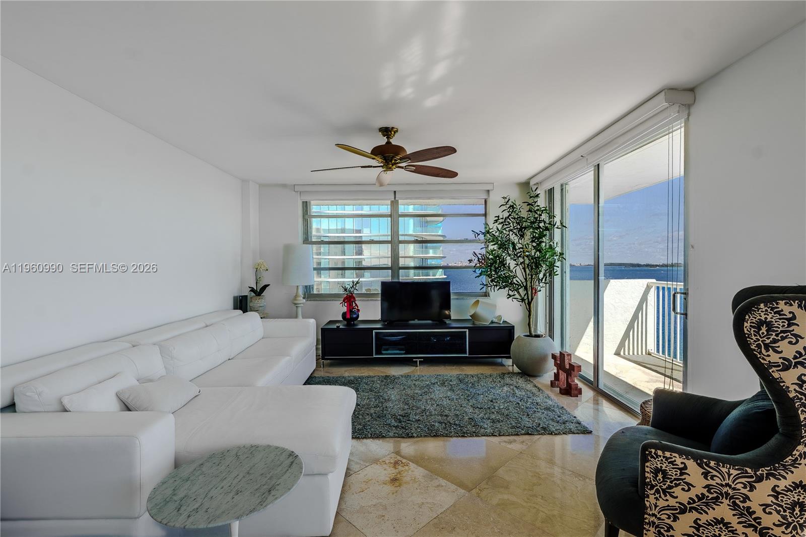 BRICKELL BISCAYNE CONDO - Residential Lease