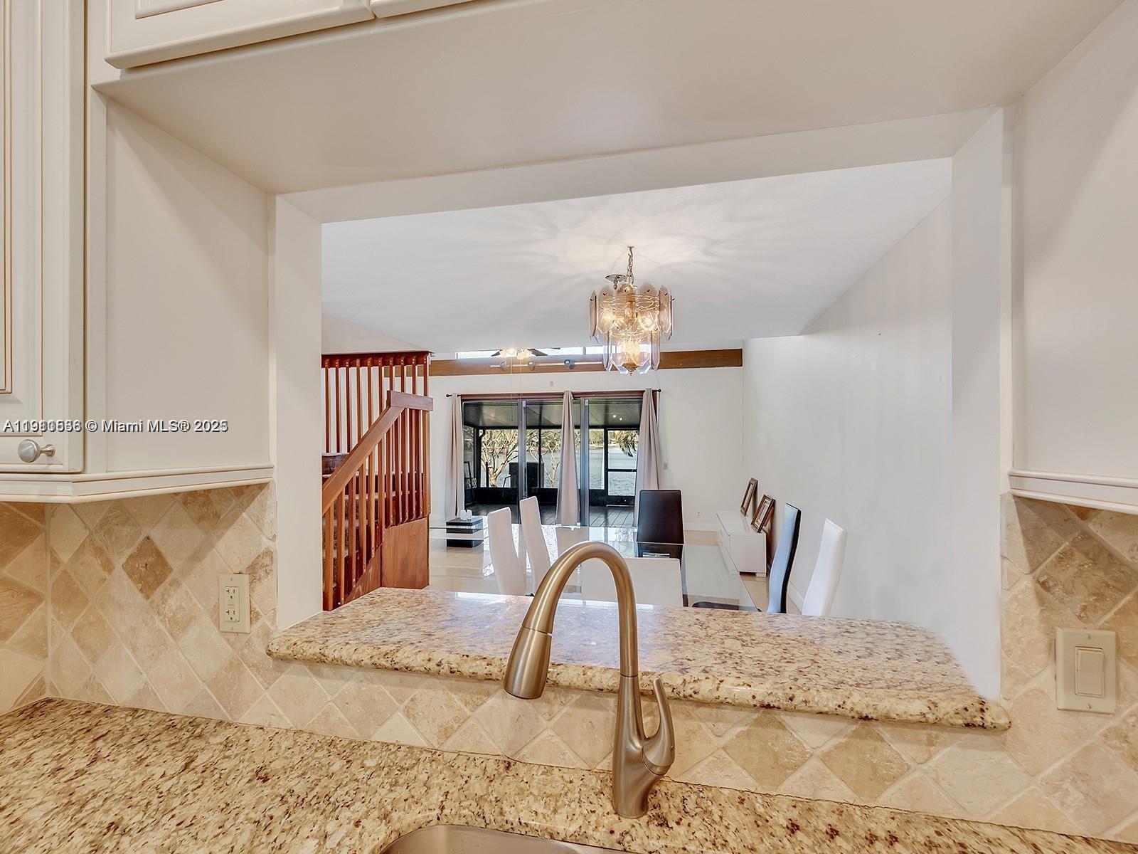 TWIN LAKE GARDENS - Residential Lease