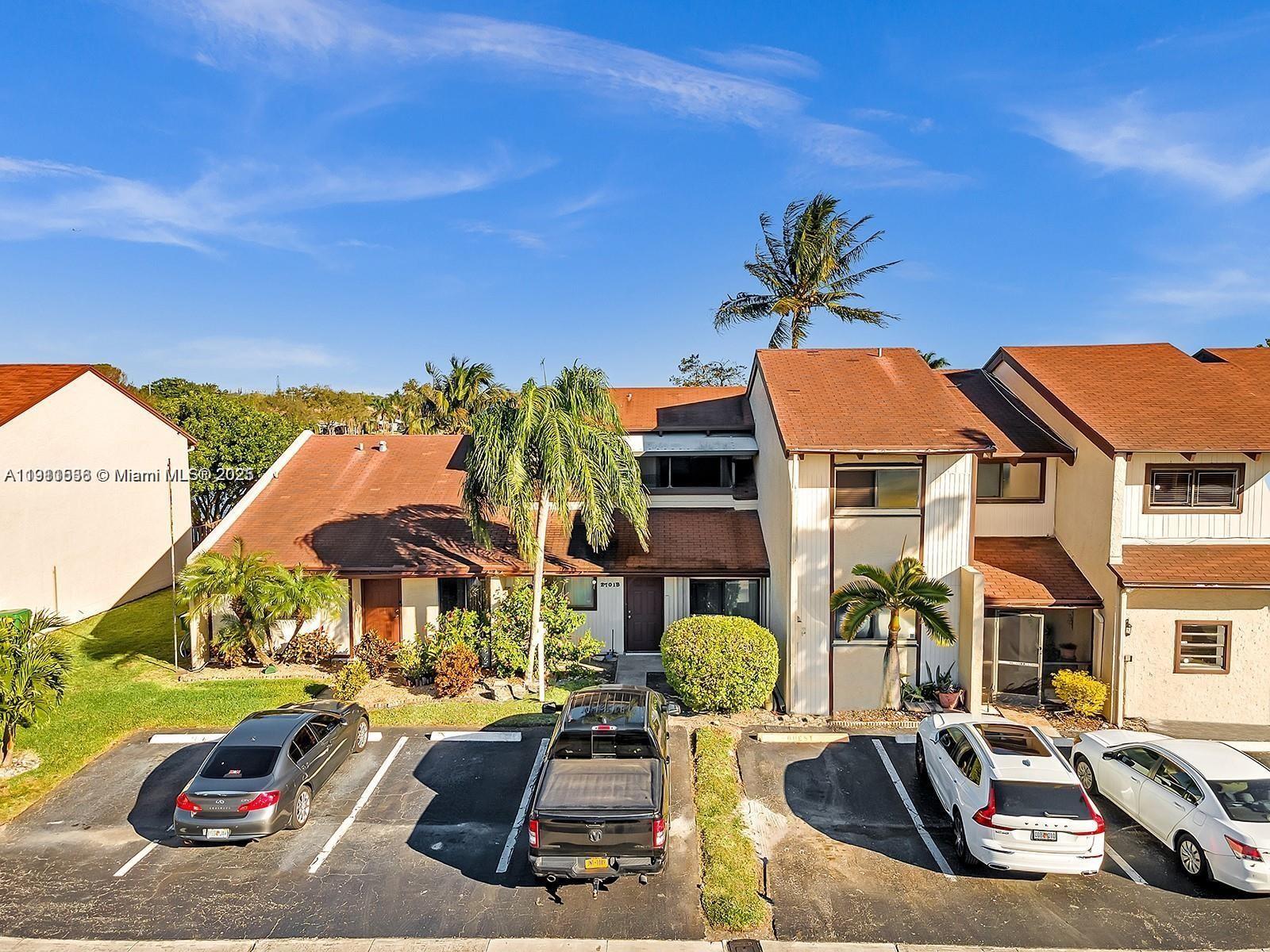 TWIN LAKE GARDENS - Residential Lease