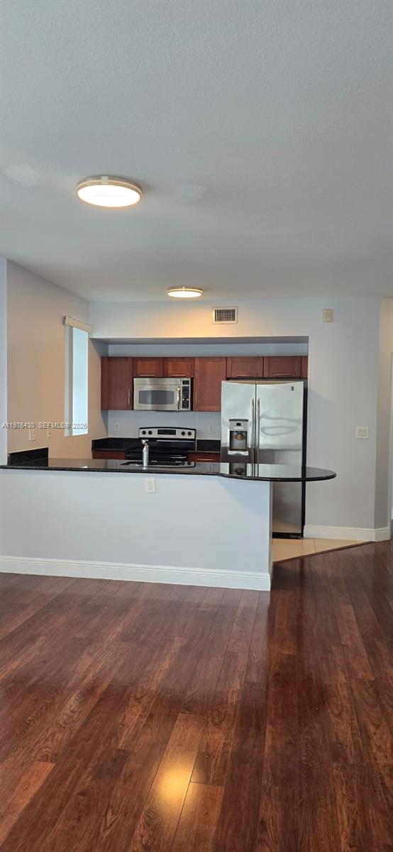 DOWNTOWN DADELAND CONDO N - Residential Lease