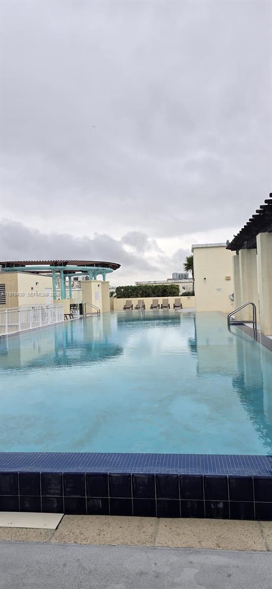 DOWNTOWN DADELAND CONDO N - Residential Lease