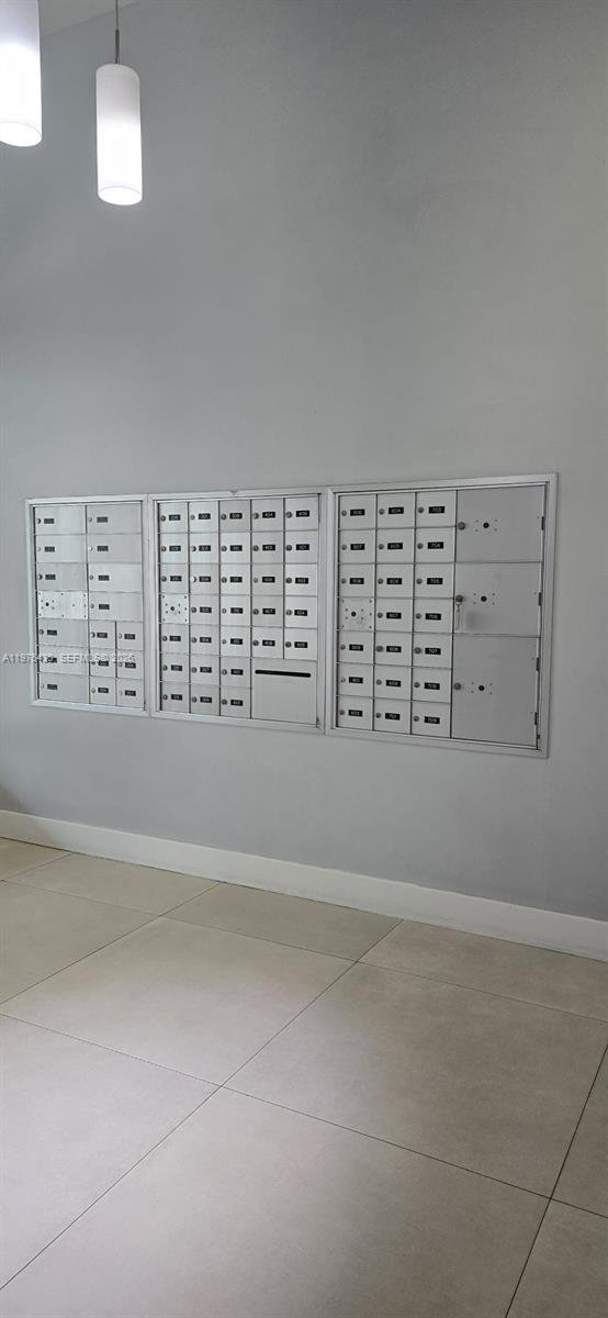 DOWNTOWN DADELAND CONDO N - Residential Lease