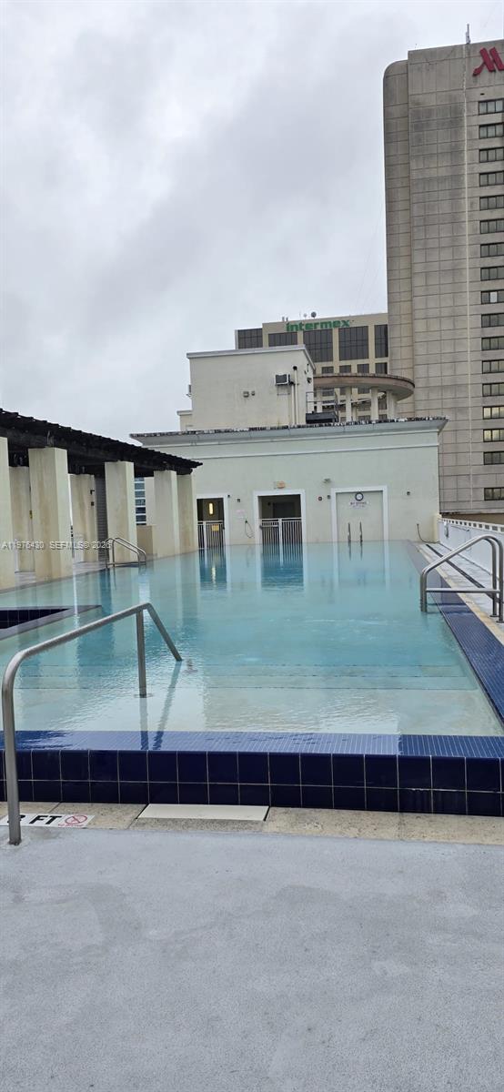 DOWNTOWN DADELAND CONDO N - Residential Lease