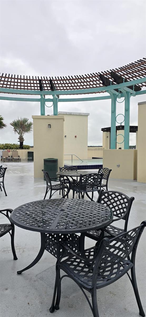 DOWNTOWN DADELAND CONDO N - Residential Lease