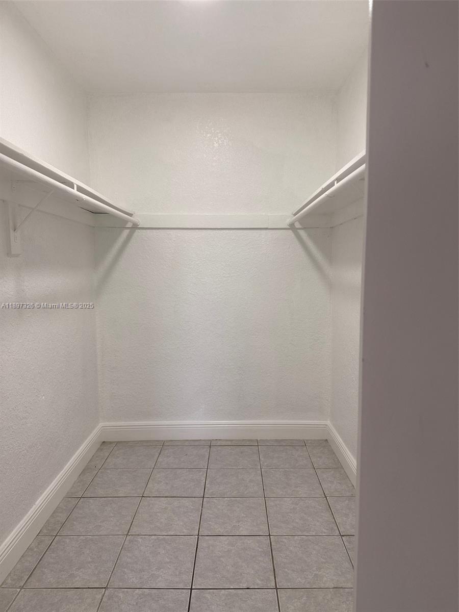 DADELAND CAPRI CONDO - Residential Lease