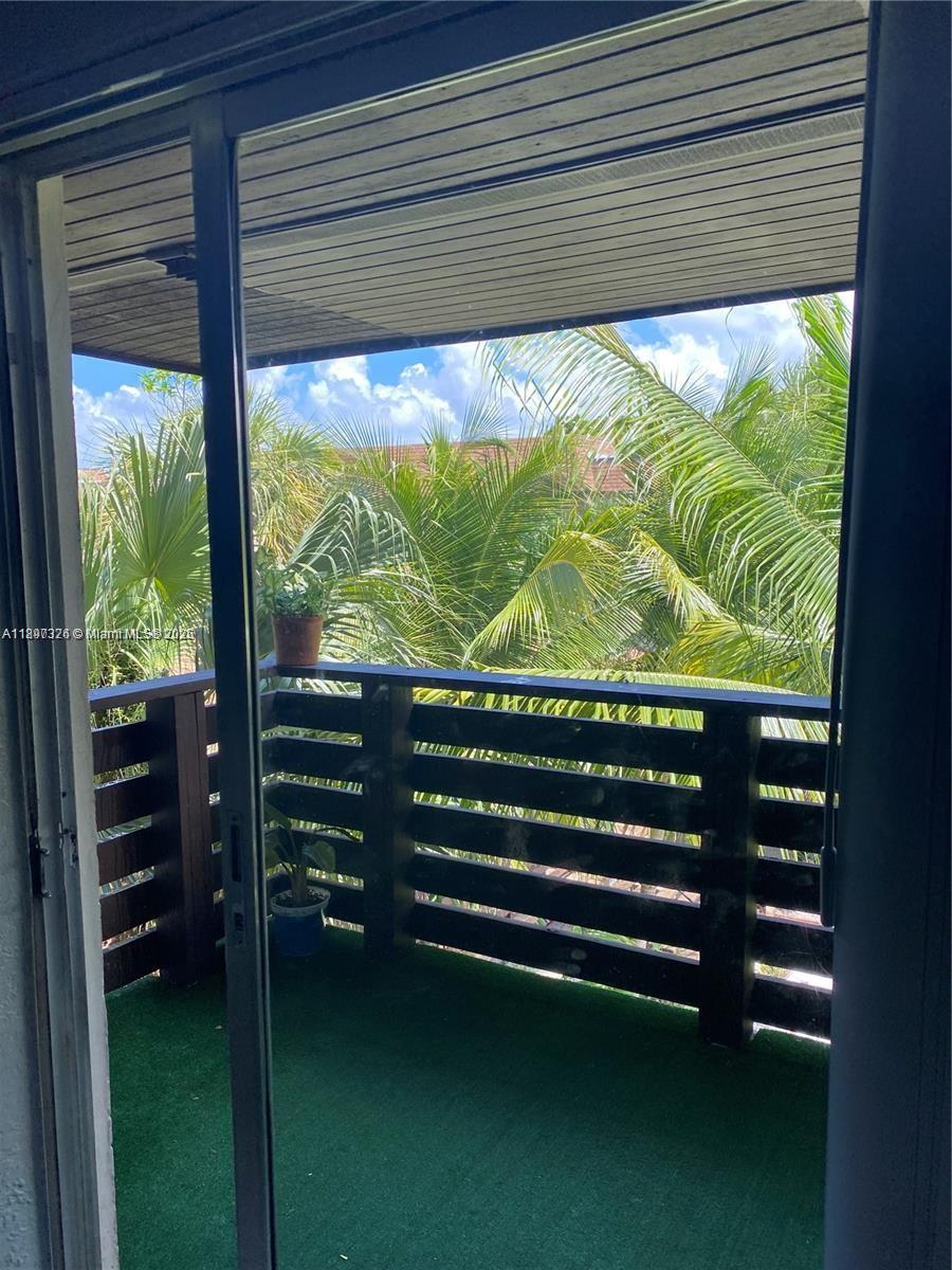 DADELAND CAPRI CONDO - Residential Lease