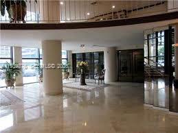 10185 Collins Ave 318