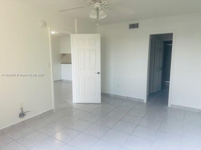 3181 SW 13th St 307