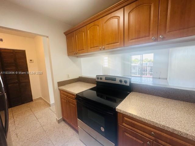 3181 SW 13th St 307