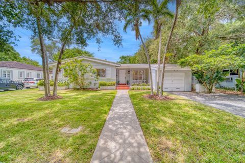 Photo of 1116 Almeria Ave, Coral Gables, FL 33134 (MLS # A12047172)