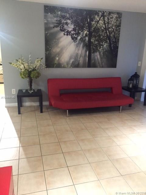 Lakeview At The Hammocks - Residential Lease