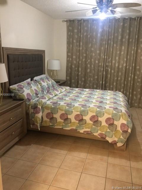 Lakeview At The Hammocks - Residential Lease