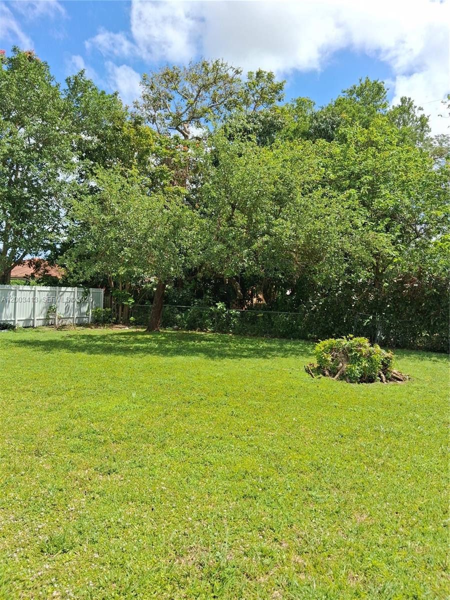 MIAMI PARK SEC 1 - Residential