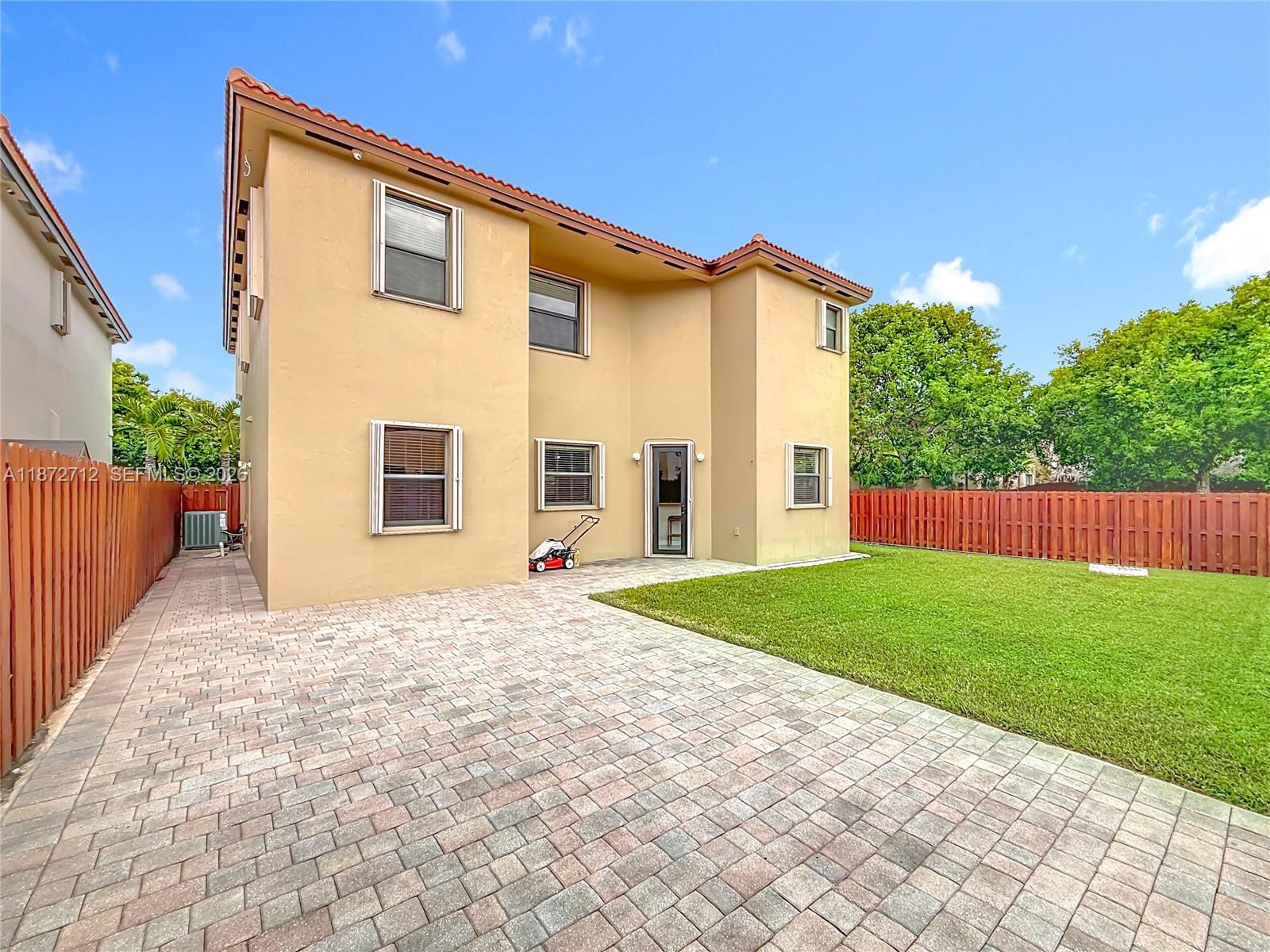 SILVER PALM EAST SECTION - Residential