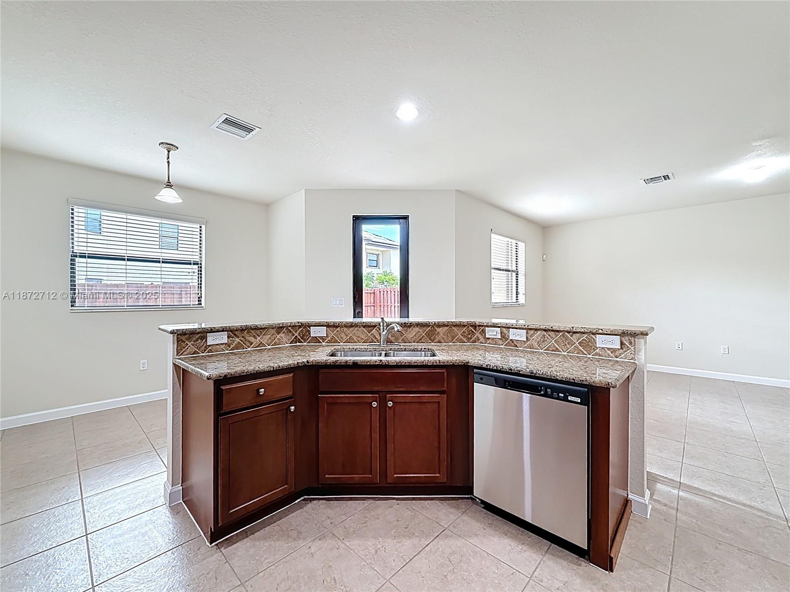 SILVER PALM EAST SECTION - Residential