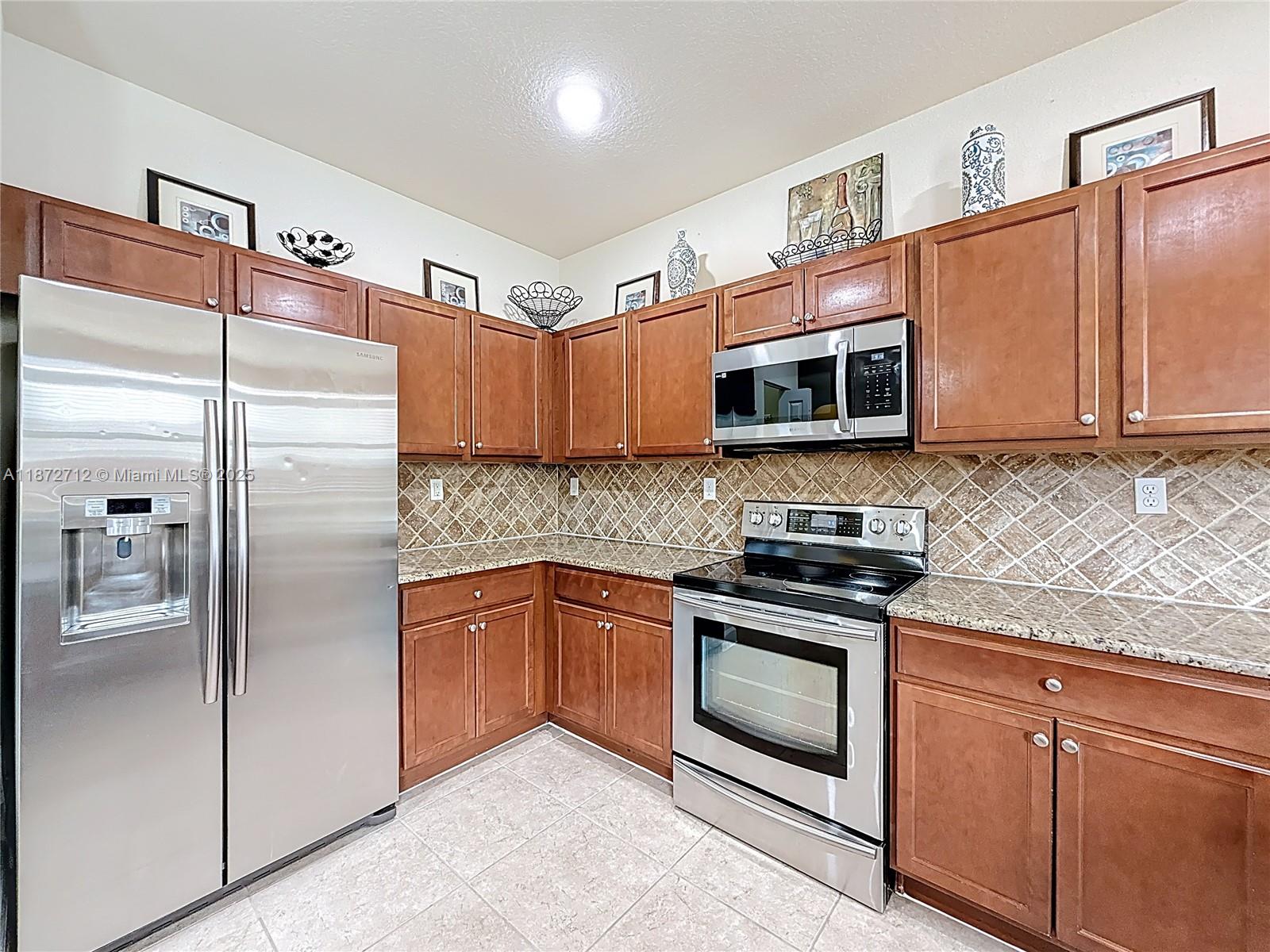 SILVER PALM EAST SECTION - Residential