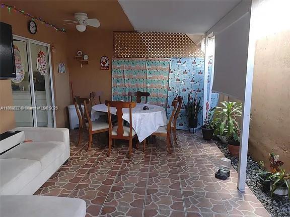 WEST POINCIANA VILLAS CON - Residential