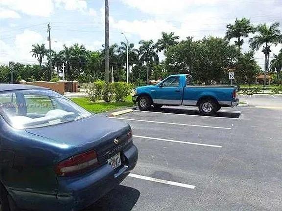 WEST POINCIANA VILLAS CON - Residential