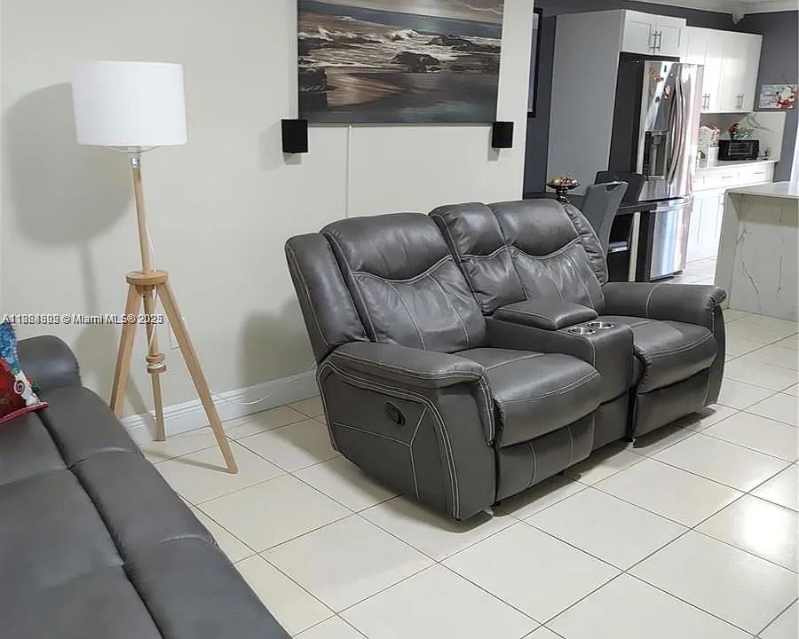 WEST POINCIANA VILLAS CON - Residential