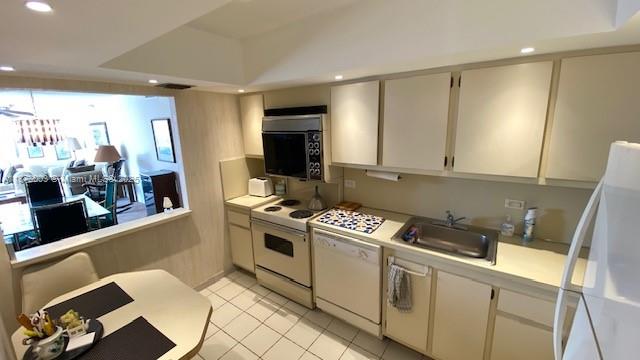 WATERVIEW CONDO - Residential