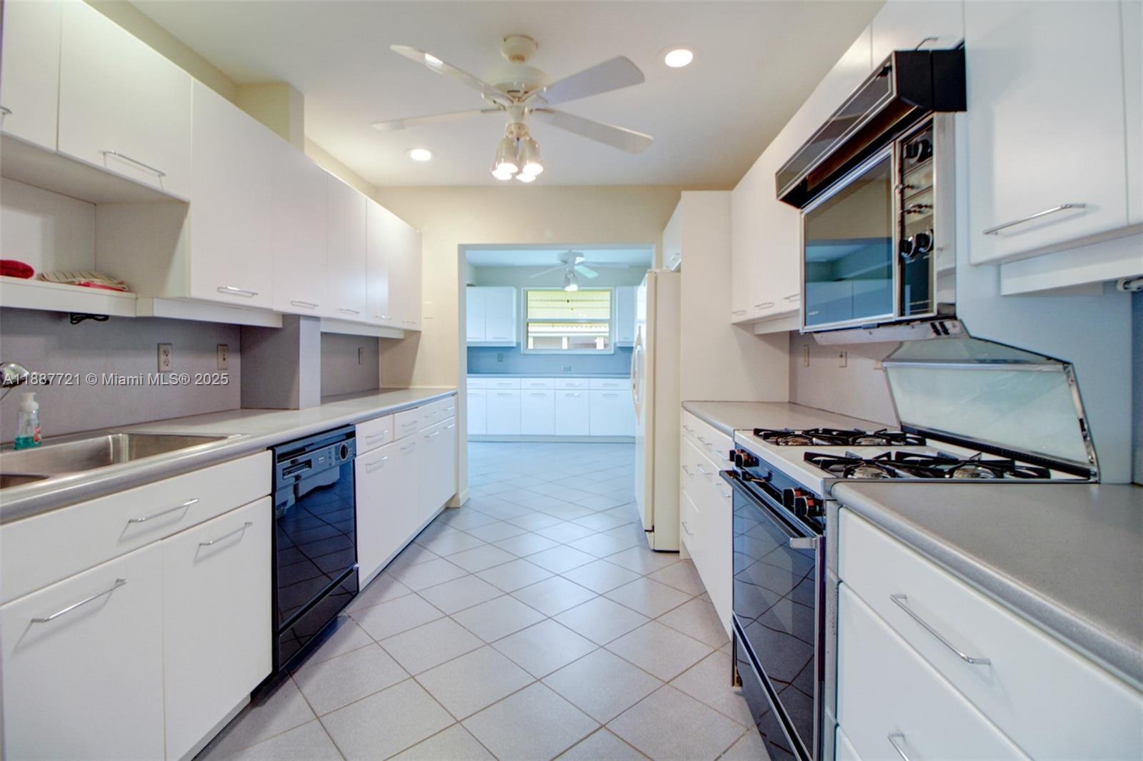 BEL-AIRE SEC 2 - Residential