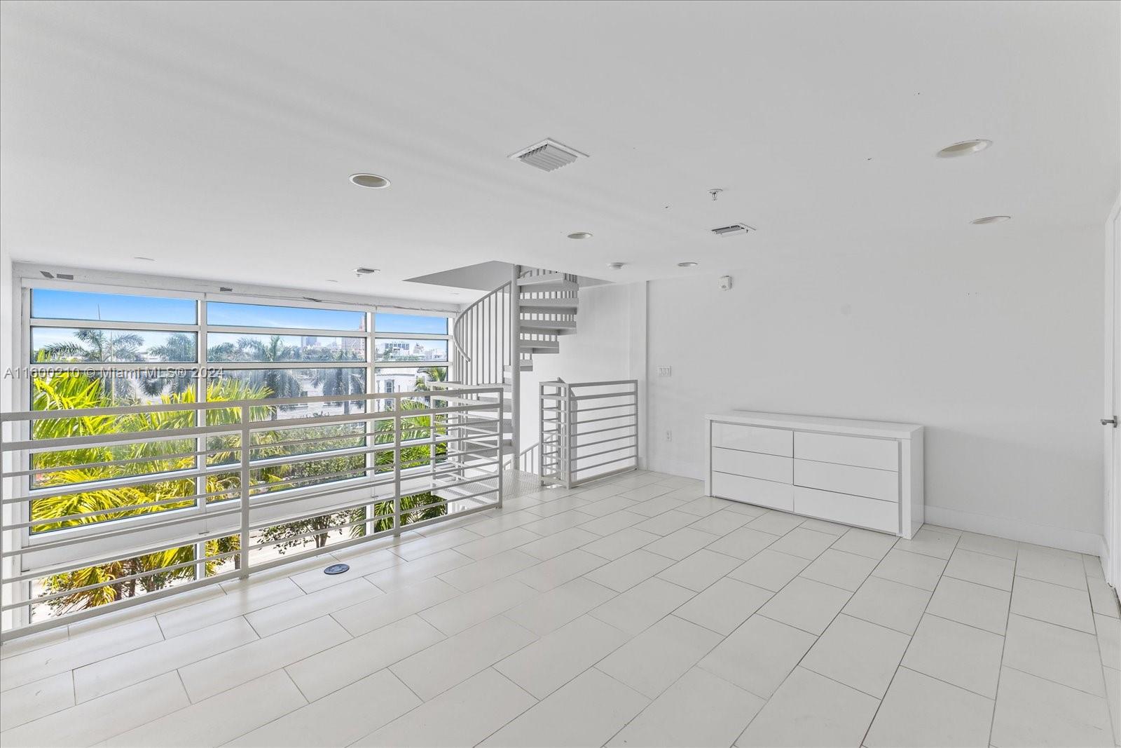 MERIDIAN 5 CONDO - Residential