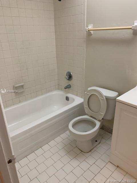 7925 S Colony Cir S 207