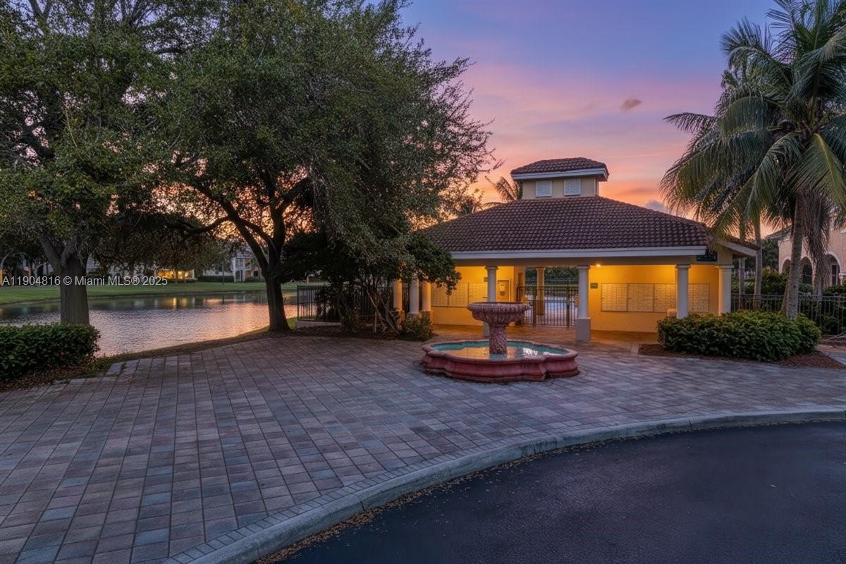 AVENTINE AT MIRAMAR CONDO - Residential Lease