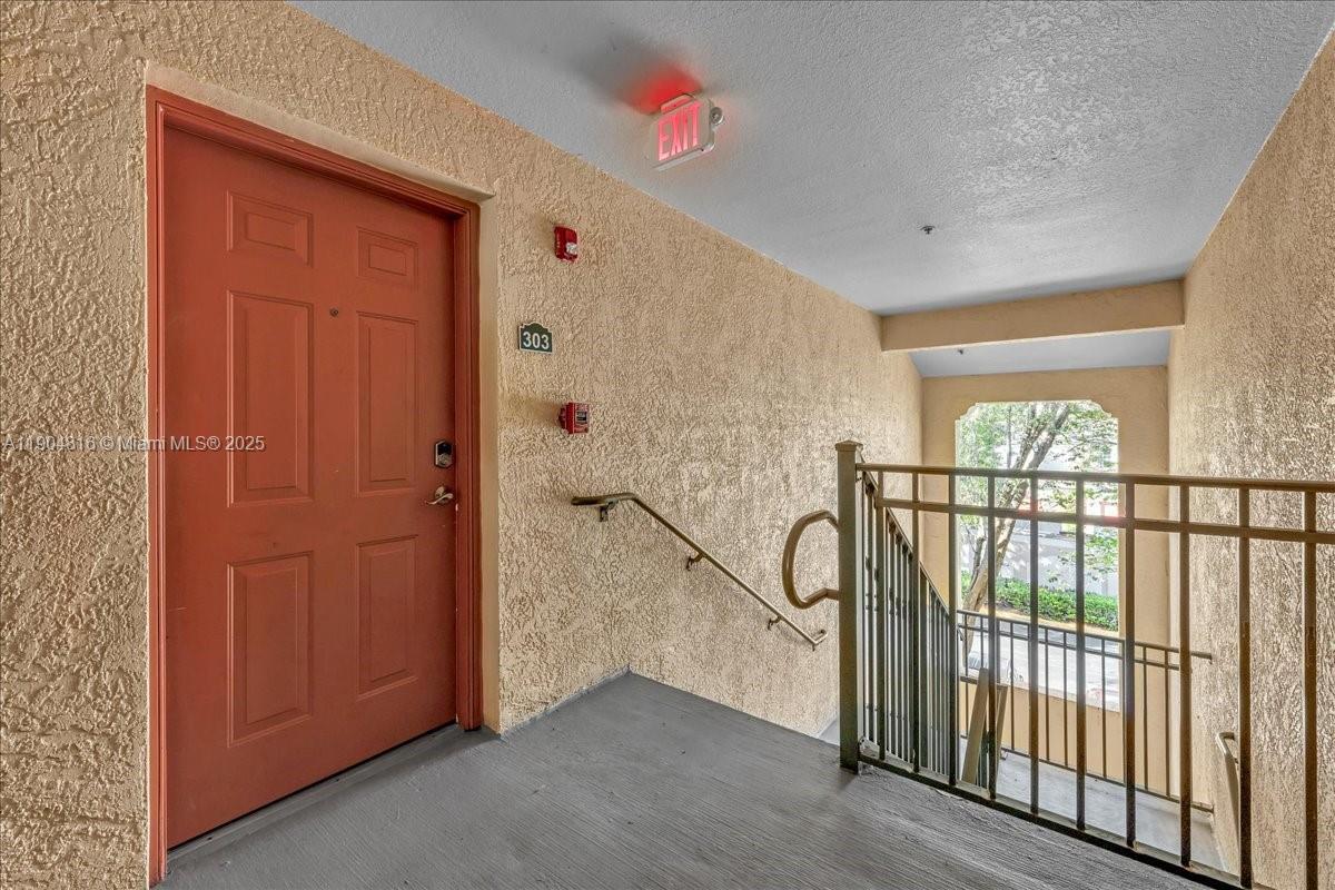 AVENTINE AT MIRAMAR CONDO - Residential Lease