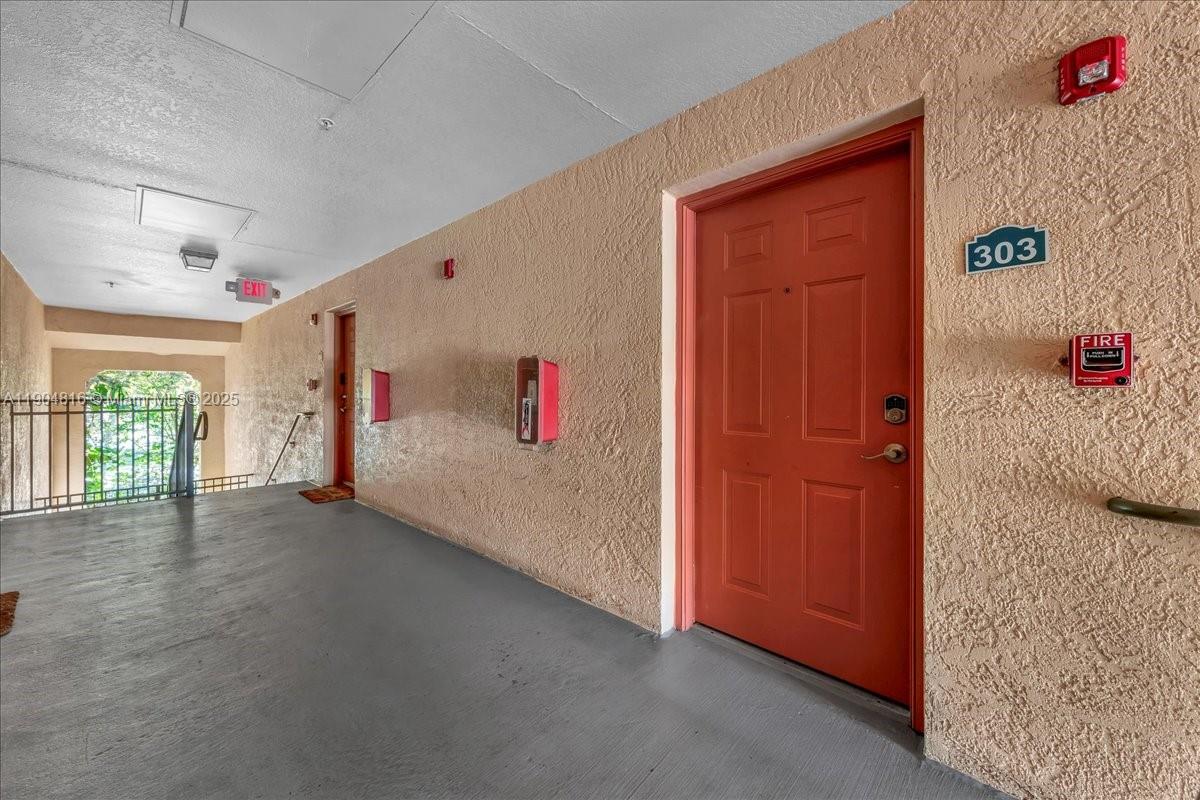 AVENTINE AT MIRAMAR CONDO - Residential Lease