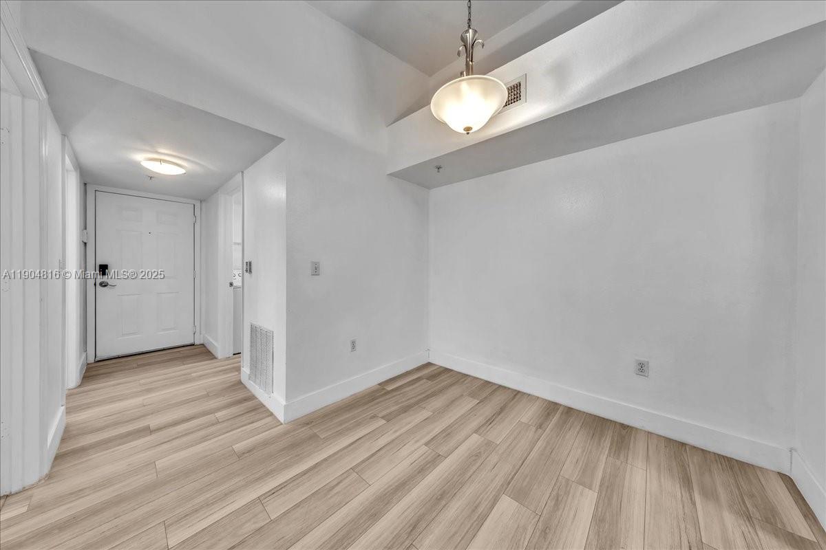 AVENTINE AT MIRAMAR CONDO - Residential Lease