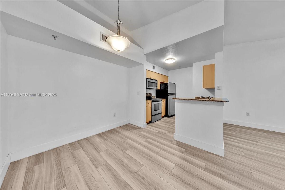 AVENTINE AT MIRAMAR CONDO - Residential Lease