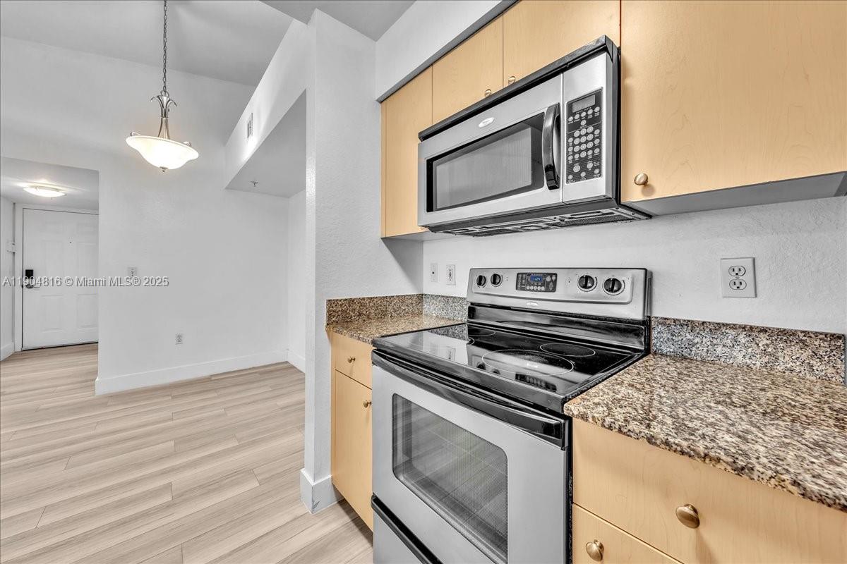 AVENTINE AT MIRAMAR CONDO - Residential Lease