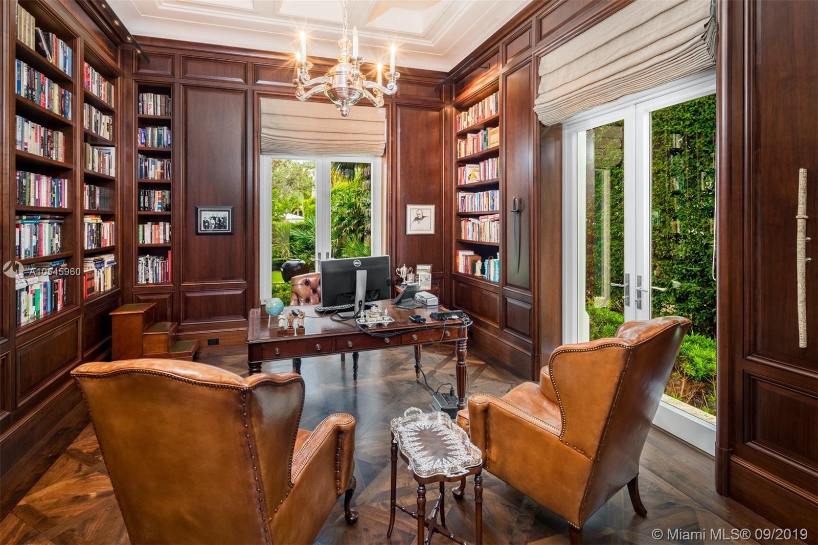 SUNSET ISLANDS-ISLAND NO - Residential