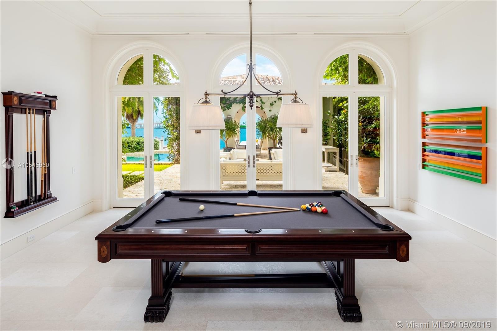 SUNSET ISLANDS-ISLAND NO - Residential