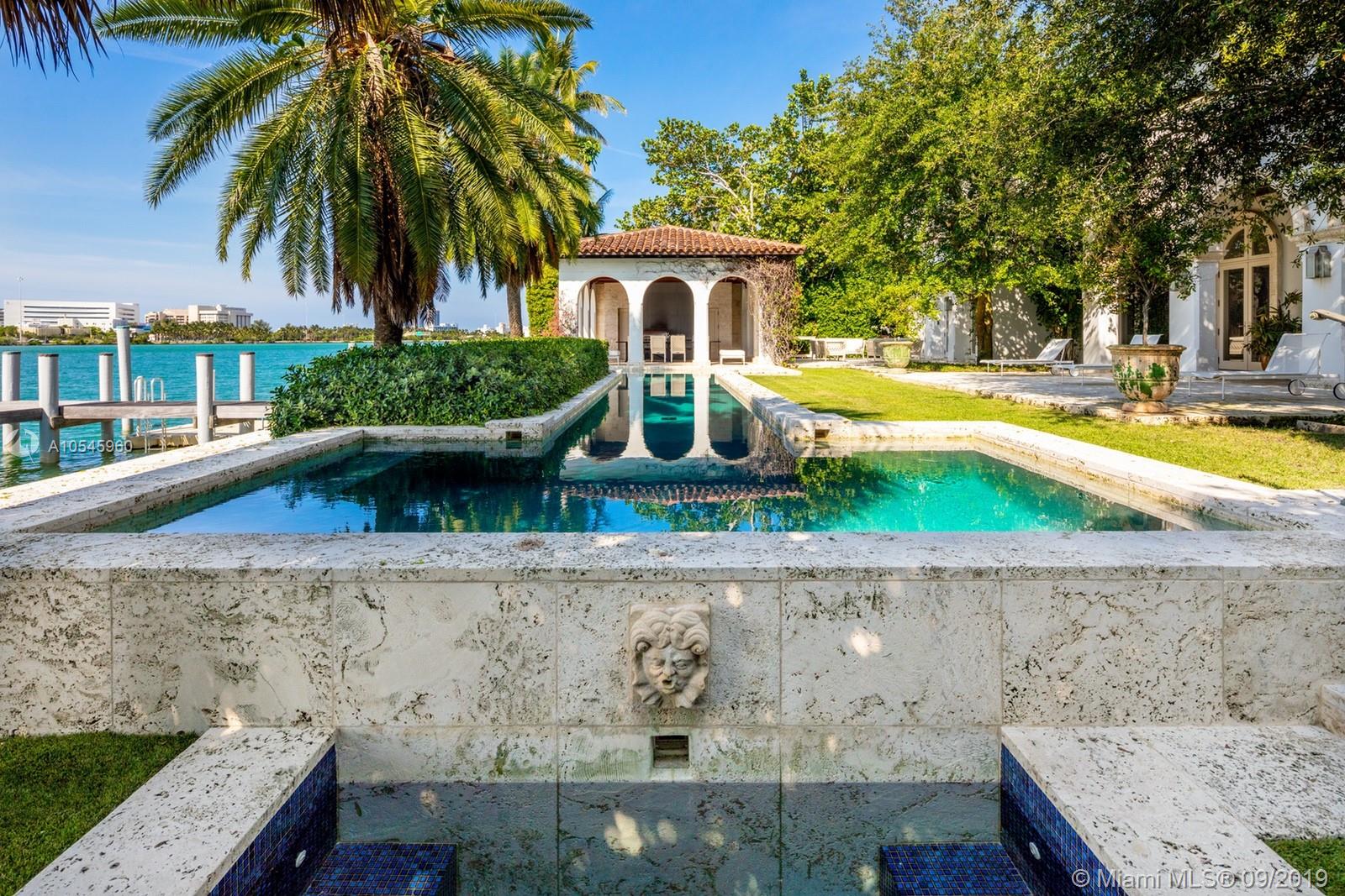 SUNSET ISLANDS-ISLAND NO - Residential