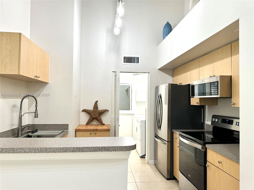 Photo of 1020 Villa Ln #1020, Boynton Beach, FL 33435 (MLS # A11982968)