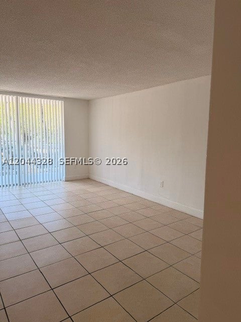 498 NW 165th St Rd D-204