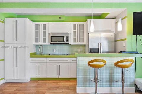 6345 Collins Ave 414 Miami Beach FL 33141