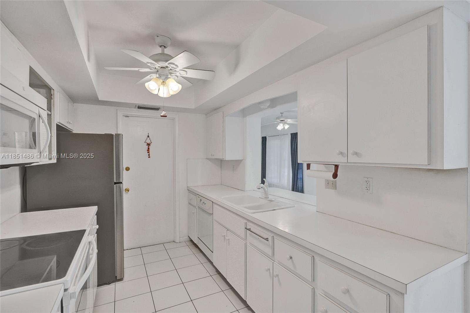 HAWTHORNE VILLAGE INC CON - Residential