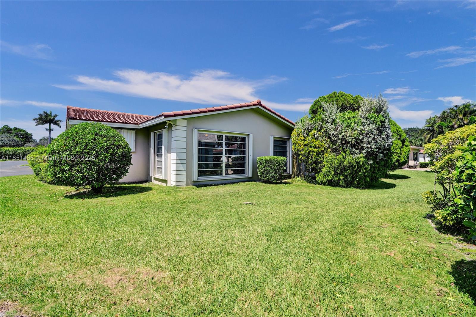 HAWTHORNE VILLAGE INC CON - Residential