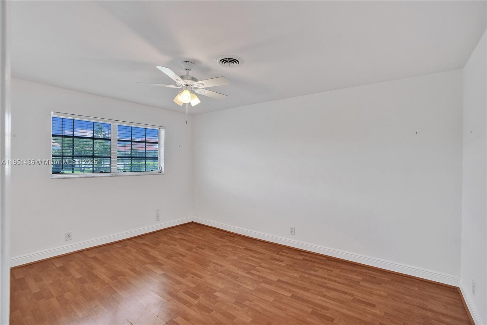 HAWTHORNE VILLAGE INC CON - Residential