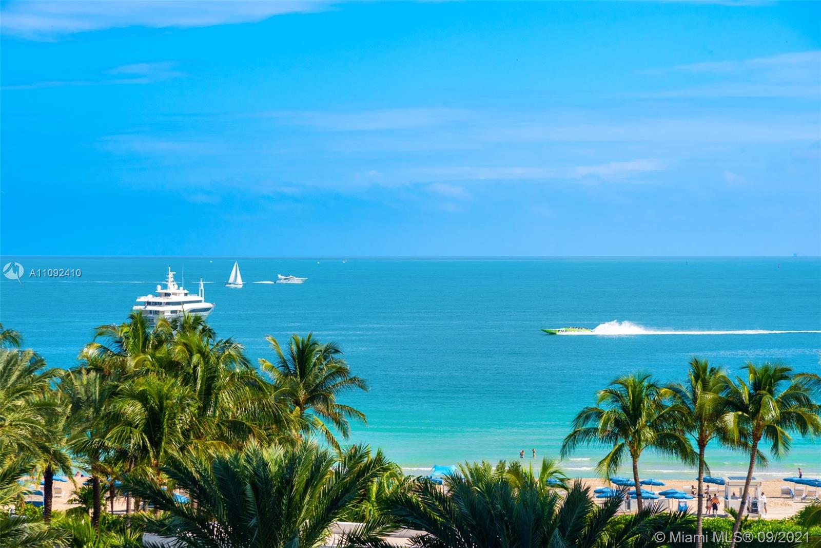 CONTINUUM ON SOUTH BEACH - Residential