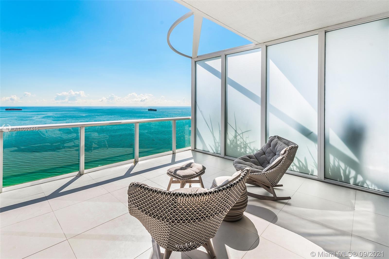 CONTINUUM ON SOUTH BEACH - Residential